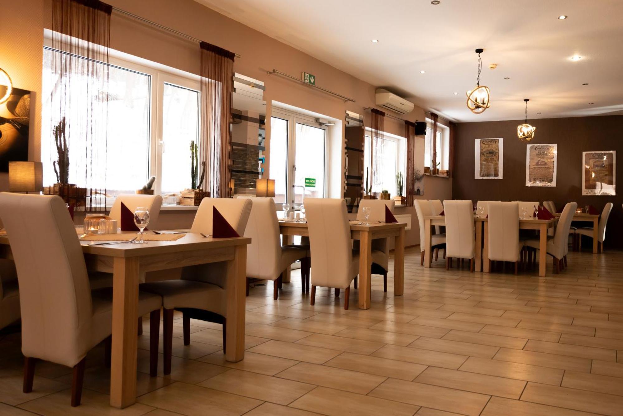 Hotel Mazuria Country & Spa Mrągowo Exteriör bild